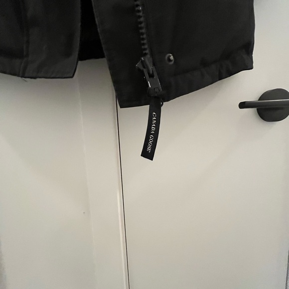Canada Goose Black Winter Jacket - Picture 4 of 8